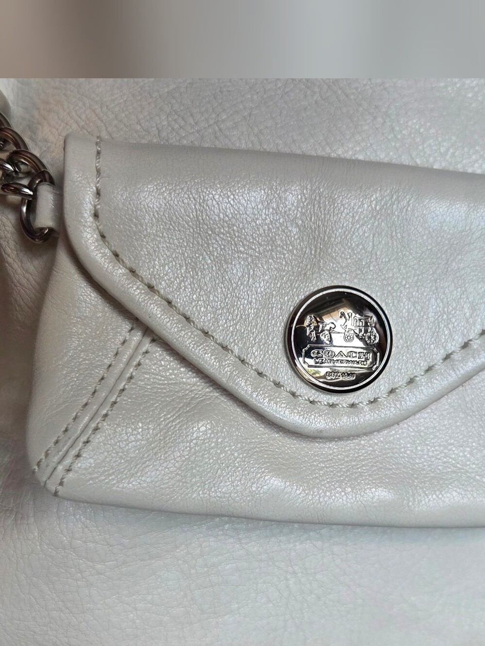 Coach Y2K Rare Leather Charm Large Tote Handbag - Picture 7 of 16